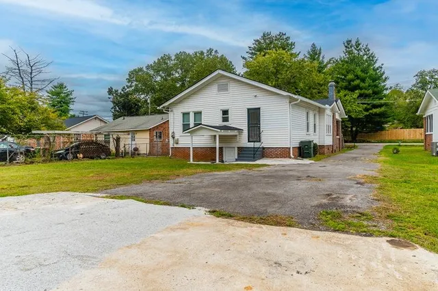 $1,600 | 1304 East 30th Street, Chattanooga, TN 37407