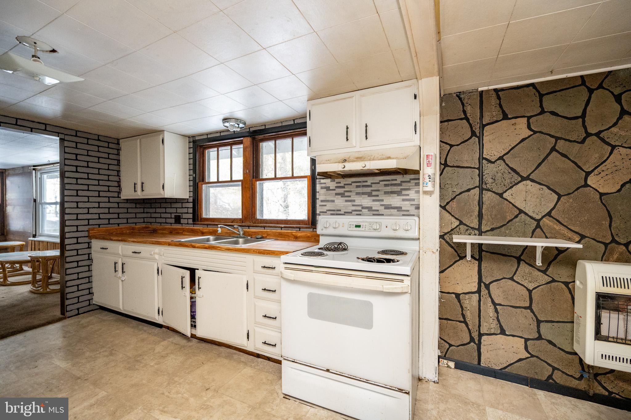 1358 Crellin Underwood Road Oakland, MD 21550 - Photo 28 of 38