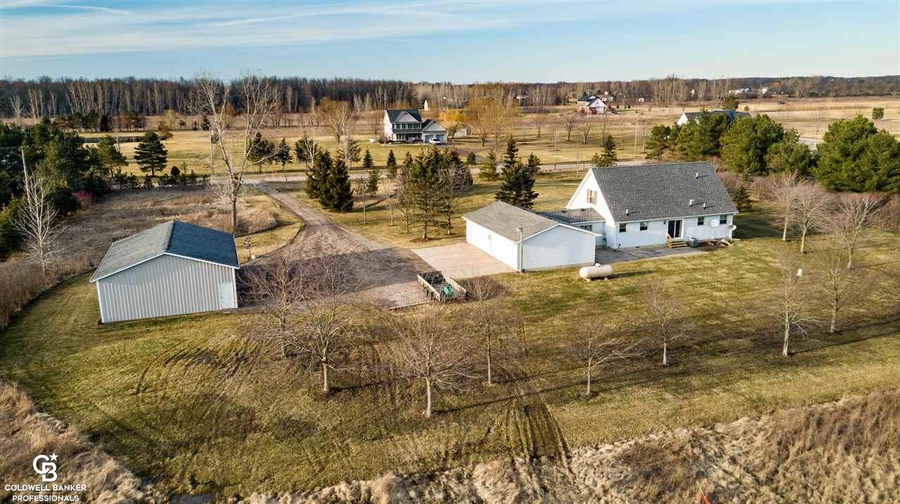14081 Tubspring Road Allenton, MI 48002 - Photo 7 of 41
