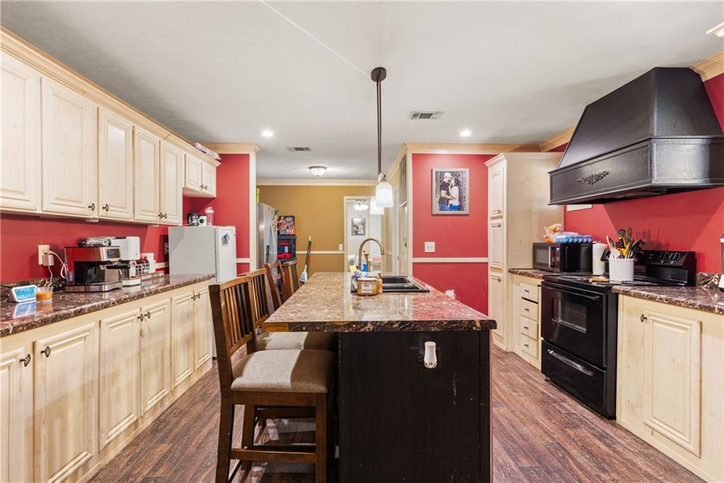 1332 James Branch Road Dry Prong, LA 71423 - Photo 4 of 39 Gallery Image 4
