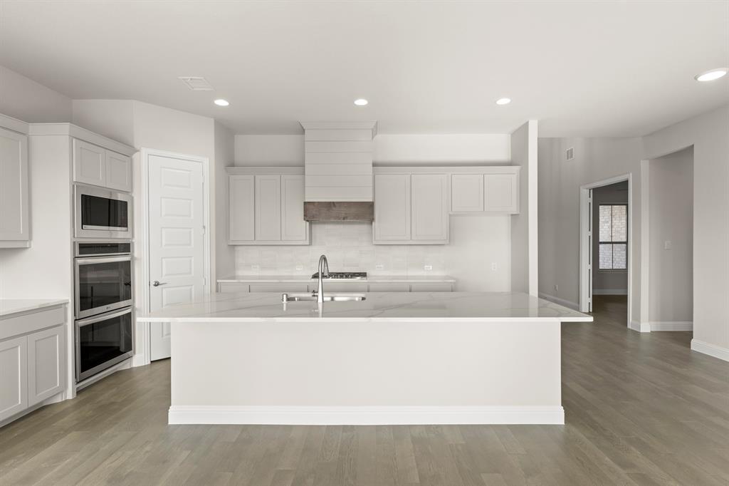 1928 Wishon Road Celina, TX 75009 - Photo 13 of 40 09. 1928 Wishon - Kitchen