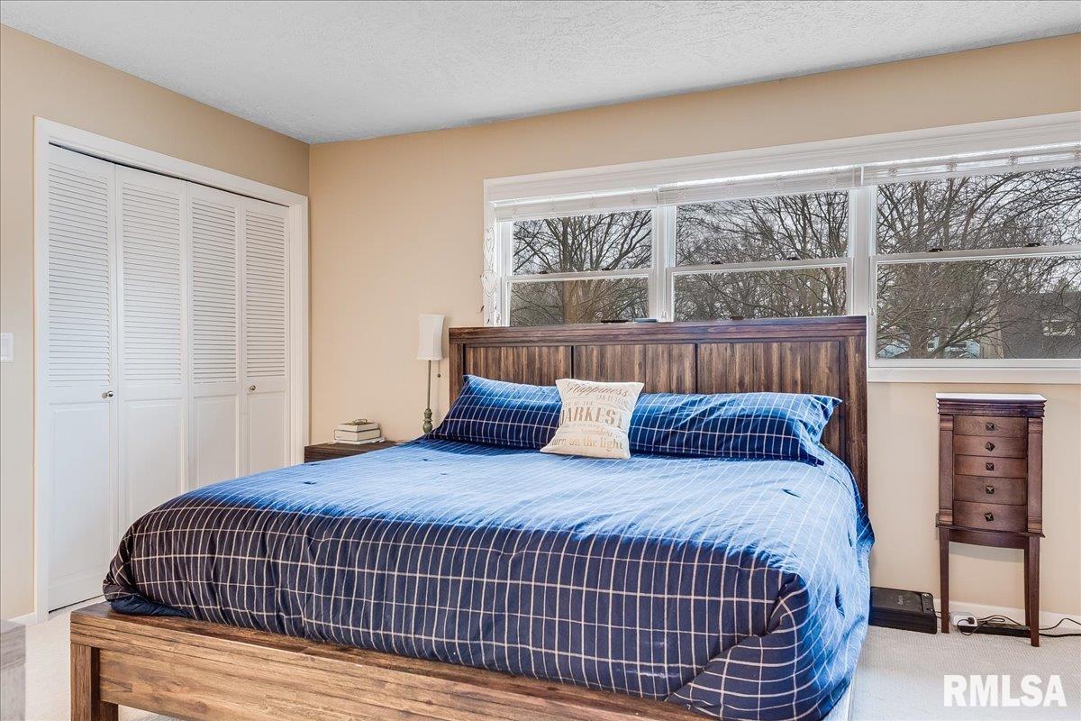 65 Country Place Springfield, IL 62703 - Photo 22 of 40