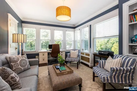 $2,850,000 | 380 Ridgewood Avenue, Glen Ridge, NJ 07028