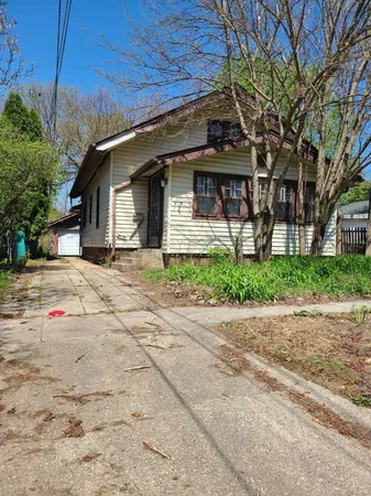 $45,000 | 918 21st Avenue, Rockford, IL 61104