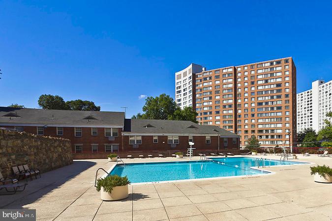 1220 Blair Mill Road, Unit 1403 Silver Spring, MD 20910 - Photo 33 of 40 a view of balcony with a yard