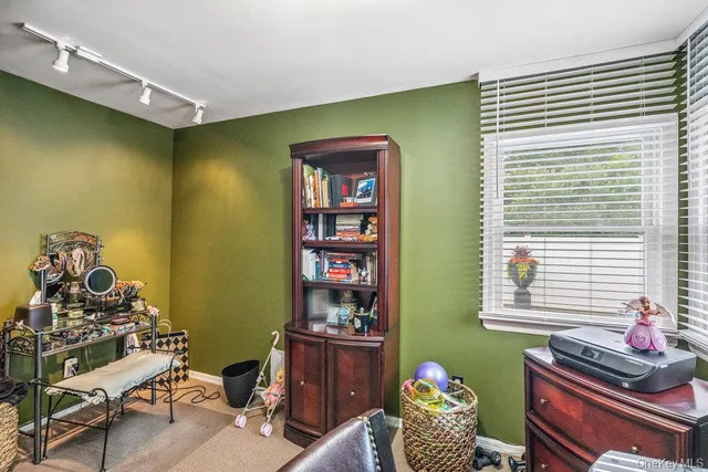 $799,000 | 31 Grand Central Avenue, Amityville, NY 11701