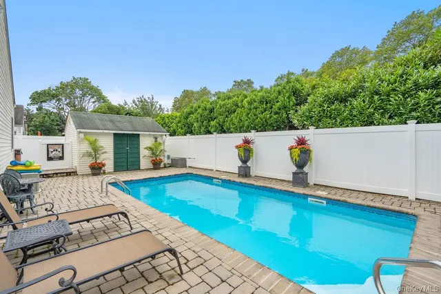 $799,000 | 31 Grand Central Avenue, Amityville, NY 11701