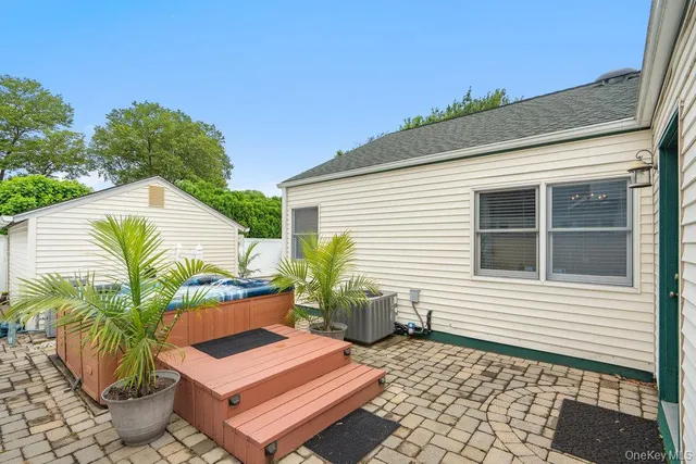 $799,000 | 31 Grand Central Avenue, Amityville, NY 11701