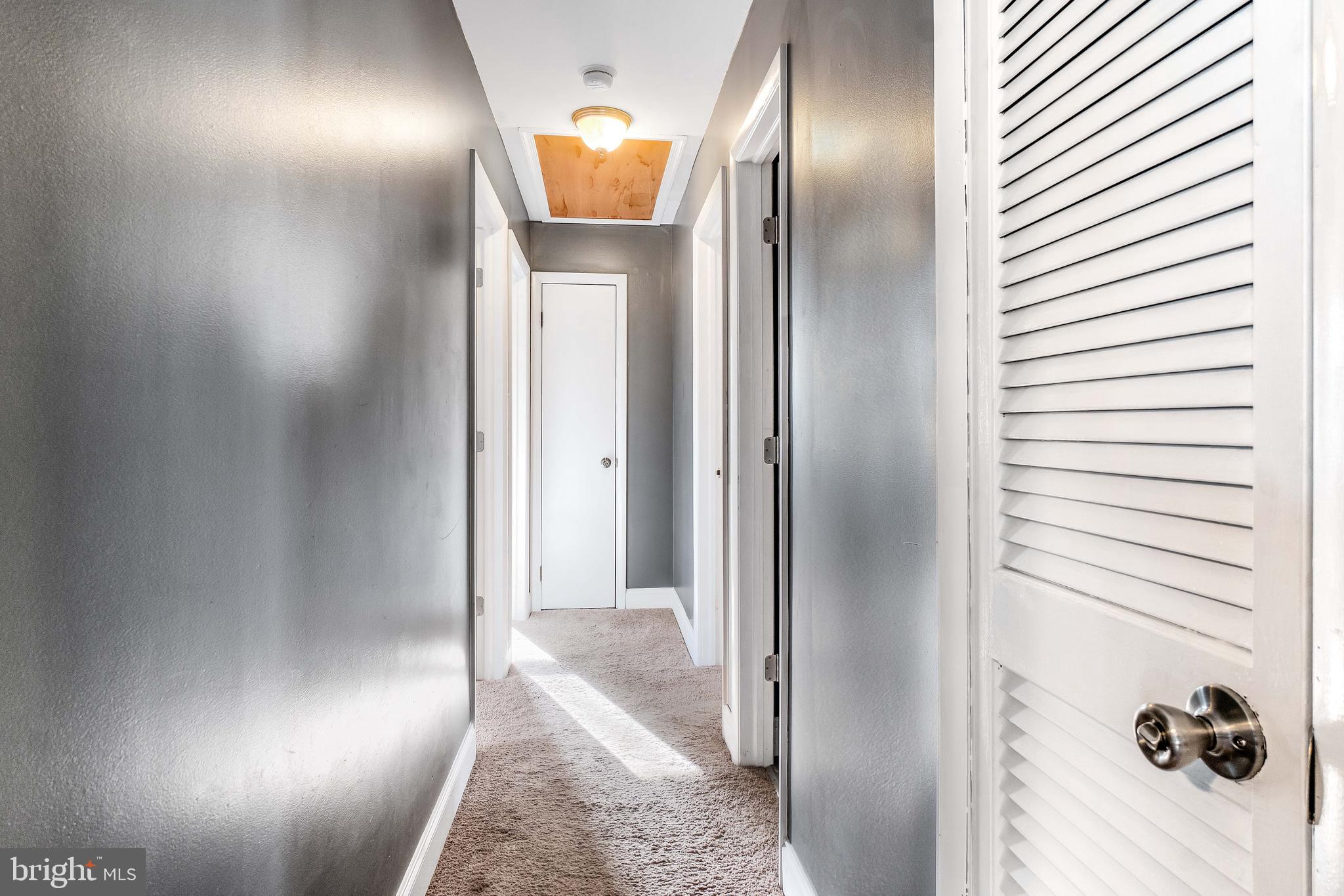 11 N Road Chesapeake City, MD 21915 - Photo 12 of 22 Hallway area