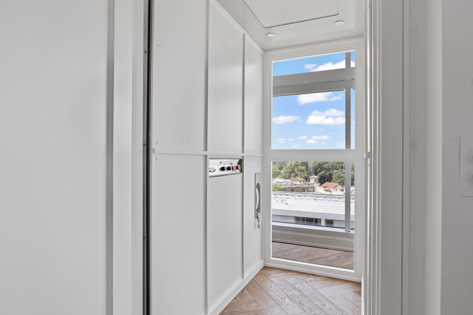 1618 Sheridan Road, Unit PH Wilmette, IL 60091 - Photo 15 of 45 Gallery Image 15