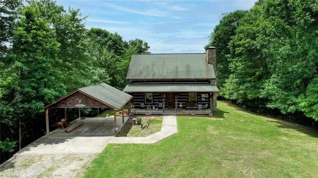 $475,000 | 1345 Hardie Mabe Road, Danbury, NC 27016