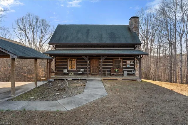 $475,000 | 1345 Hardie Mabe Road, Danbury, NC 27016