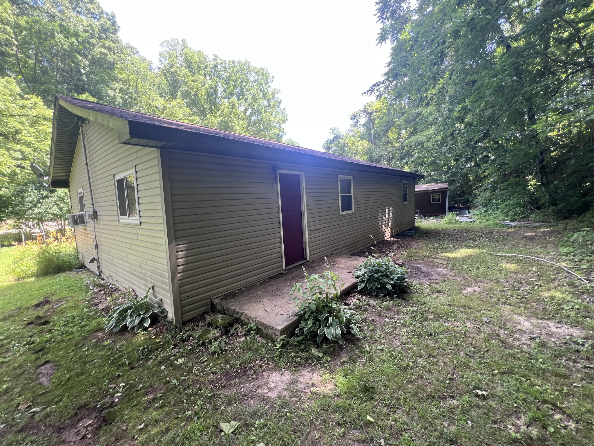 455 Beasley Hollow Road Linden, TN 37096 - Photo 4 of 33