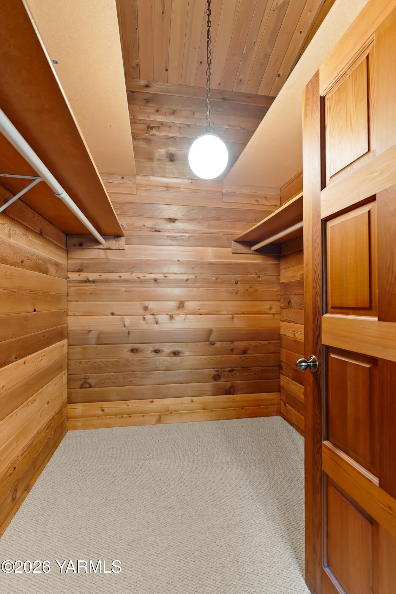 120 Eagles Ridge Lane Naches, WA 98937 - Photo 29 of 31 a bathroom with a shower