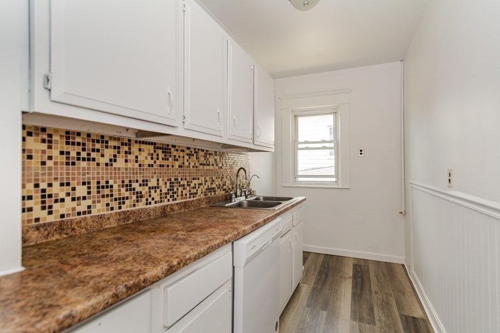 849 Bridge Street Lowell, MA 01850 - Photo 21 of 42