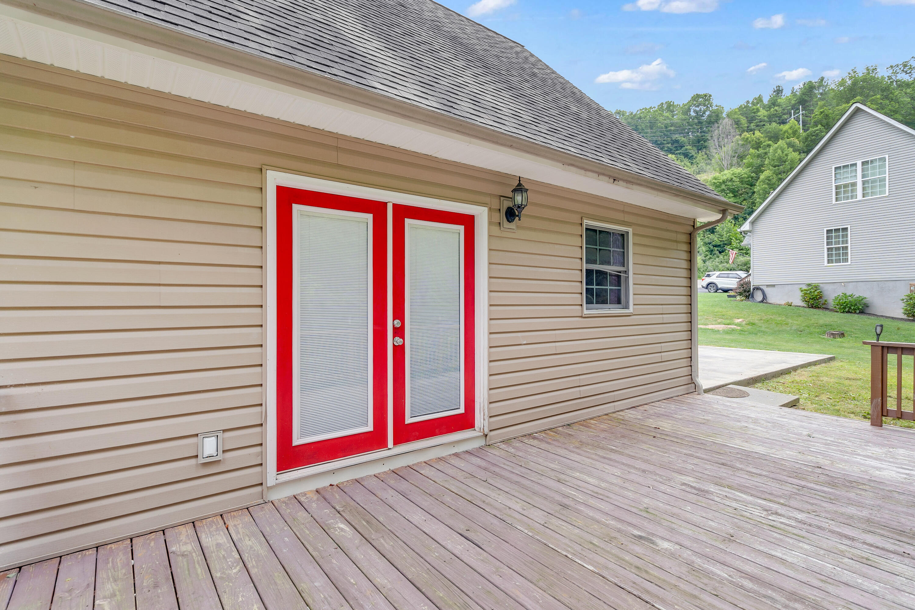 2402 Mountain Laurel Road Northeast Norton, VA 24273 - Photo 35 of 40 9099844A-0B1A-4A68-A939-4833B9BBFBDC