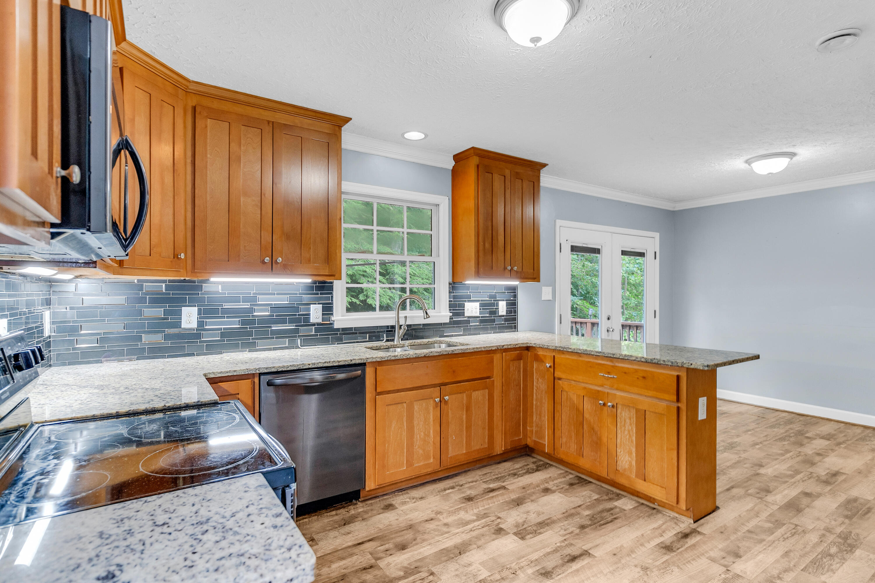 2402 Mountain Laurel Road Northeast Norton, VA 24273 - Photo 6 of 40 609AEB5A-5130-4E0C-931D-88ED1C8A3777