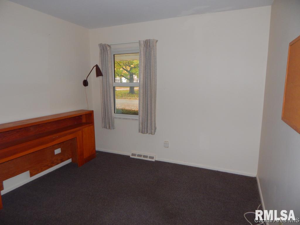 141 Nottingham Road Springfield, IL 62704 - Photo 8 of 15