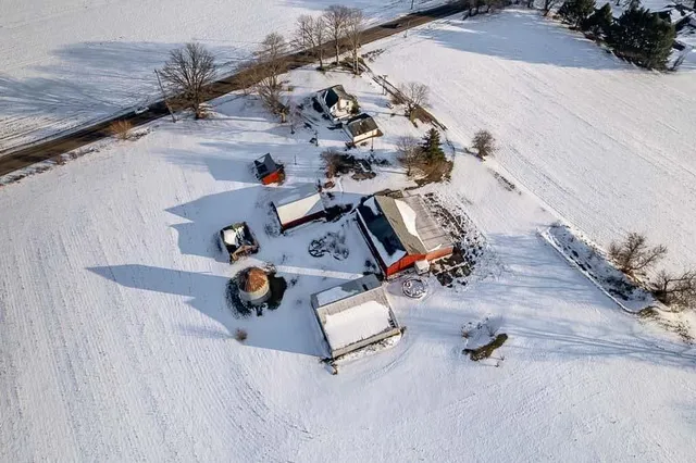 $1,599,000 | 9202 Town Hall Road, Belvidere, IL 61008