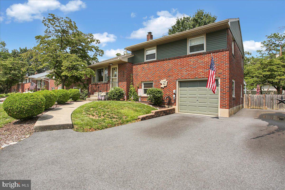 34 Wingert Road Wyomissing, PA 19610 - Photo 2 of 25 Gallery Image 2