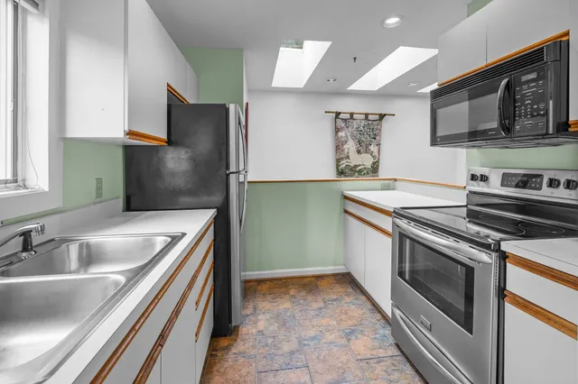 $289,000 | 51 Russell Street, Unit D, Arlington, VT 05250