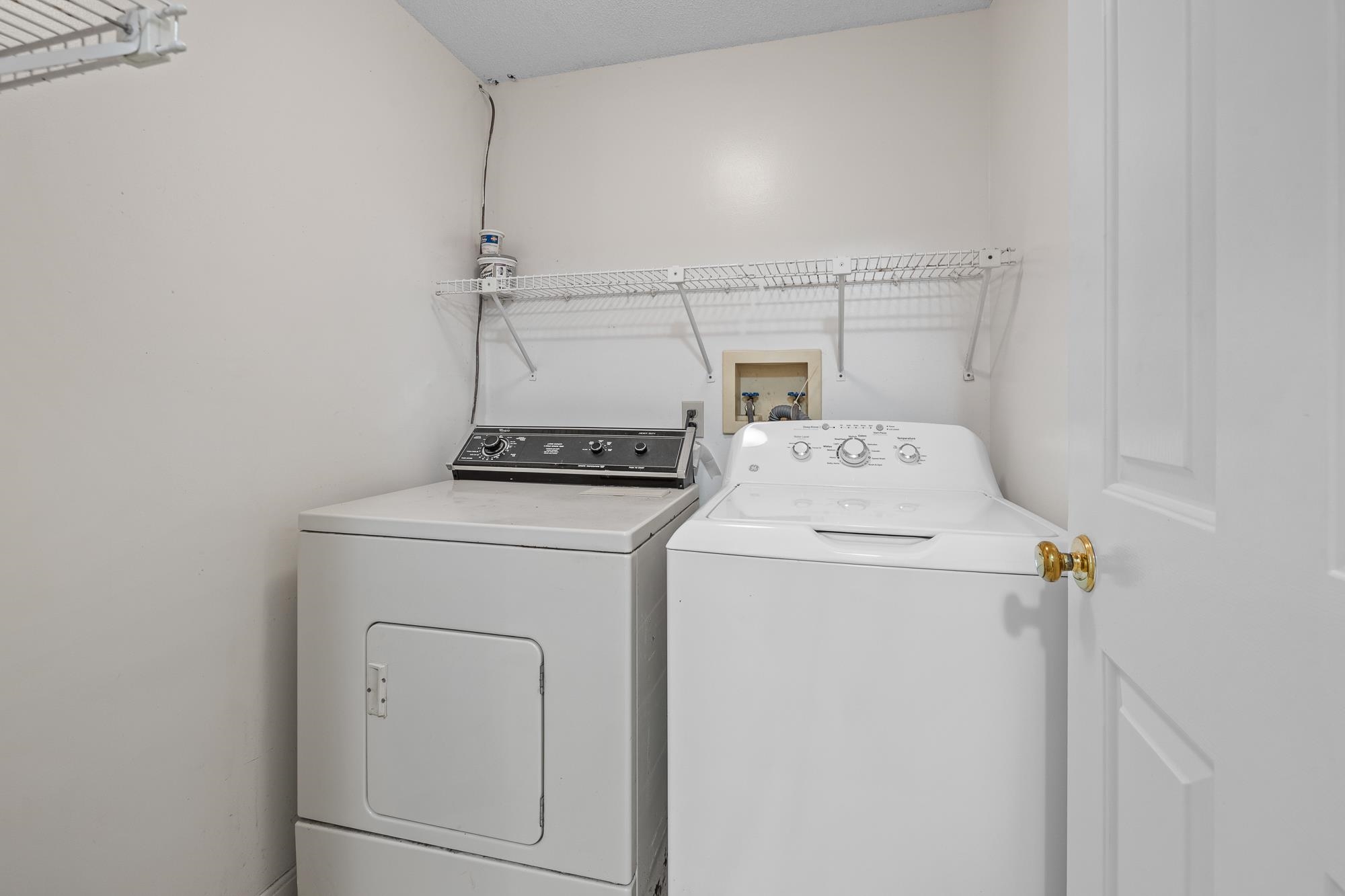 51 Russell Street, Unit D Arlington, VT 05250 - Photo 26 of 39