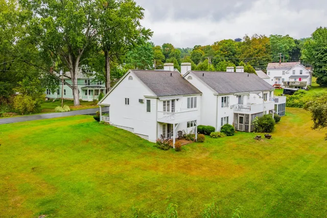 $289,000 | 51 Russell Street, Unit D, Arlington, VT 05250