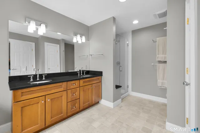 $575,000 | 162 Hunter Drive, Unit 162, Litchfield, CT 06759