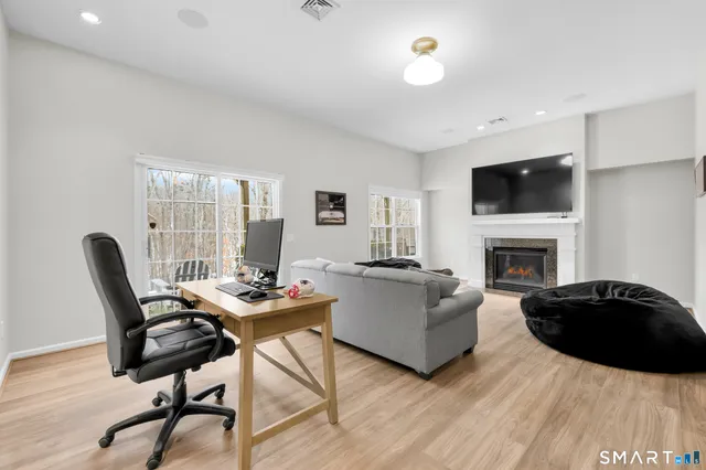 $575,000 | 162 Hunter Drive, Unit 162, Litchfield, CT 06759