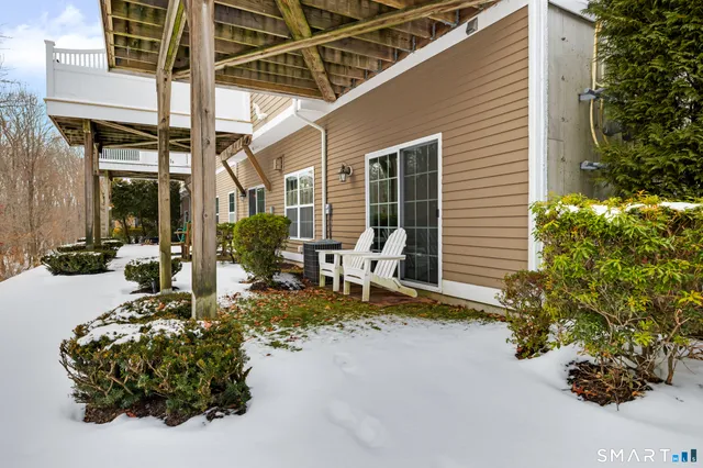 $575,000 | 162 Hunter Drive, Unit 162, Litchfield, CT 06759