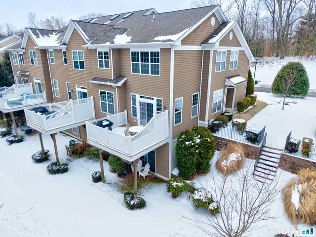 $575,000 | 162 Hunter Drive, Unit 162, Litchfield, CT 06759
