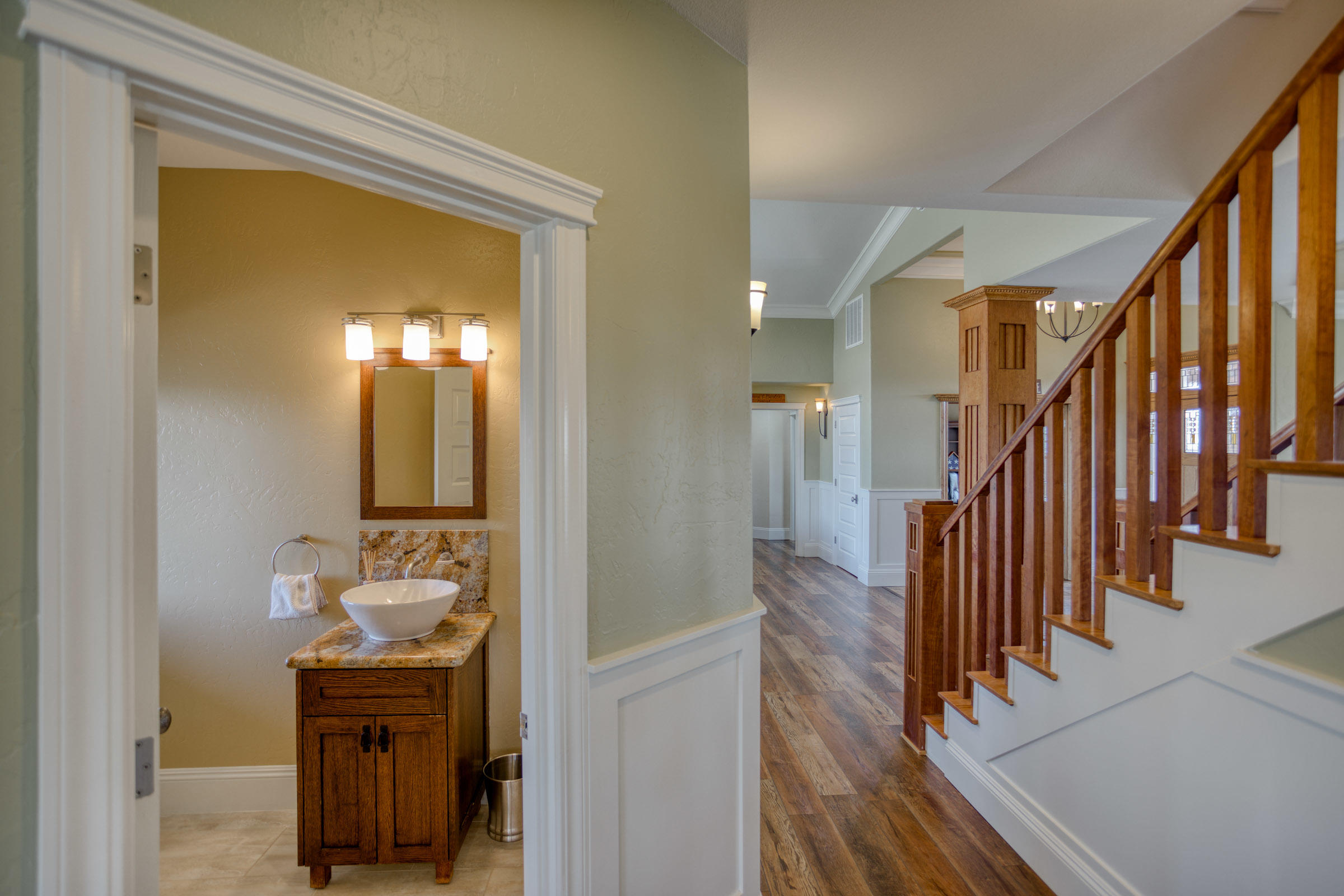 10235 Kangaroo Mine Road Redding, CA 96001 - Photo 13 of 56 1/2 bath with pool and inside access