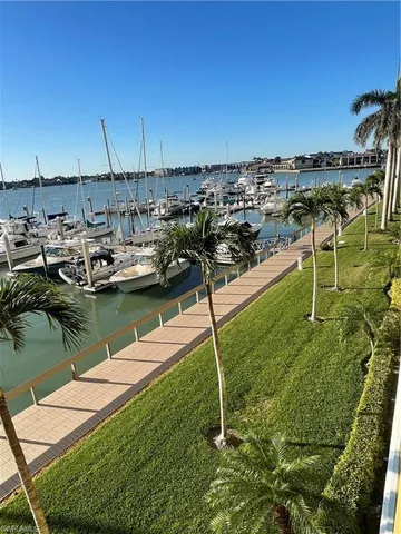 a view of a lake with houses