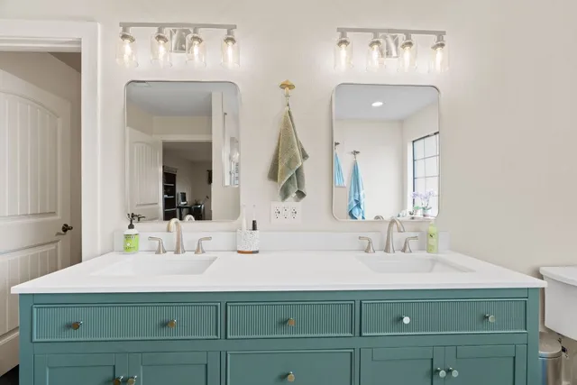 $674,900 | 3434 Prairie-Lea Road, Kingsbury, TX 78638