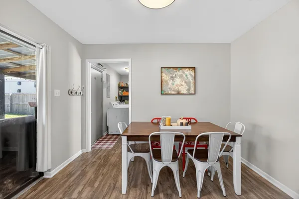 $218,400 | 355 County Road 761, Buna, TX 77612