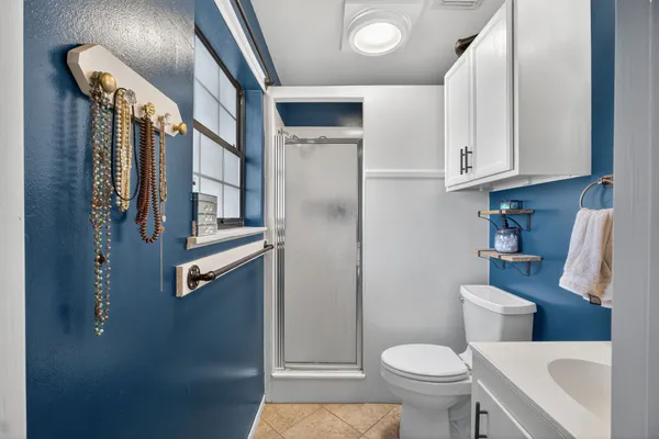 $218,400 | 355 County Road 761, Buna, TX 77612