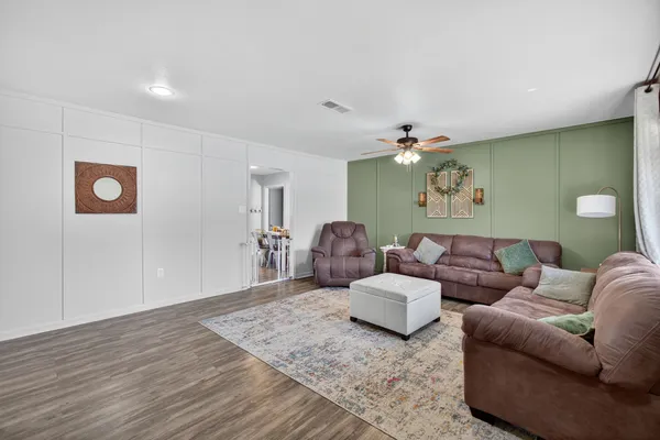 $218,400 | 355 County Road 761, Buna, TX 77612