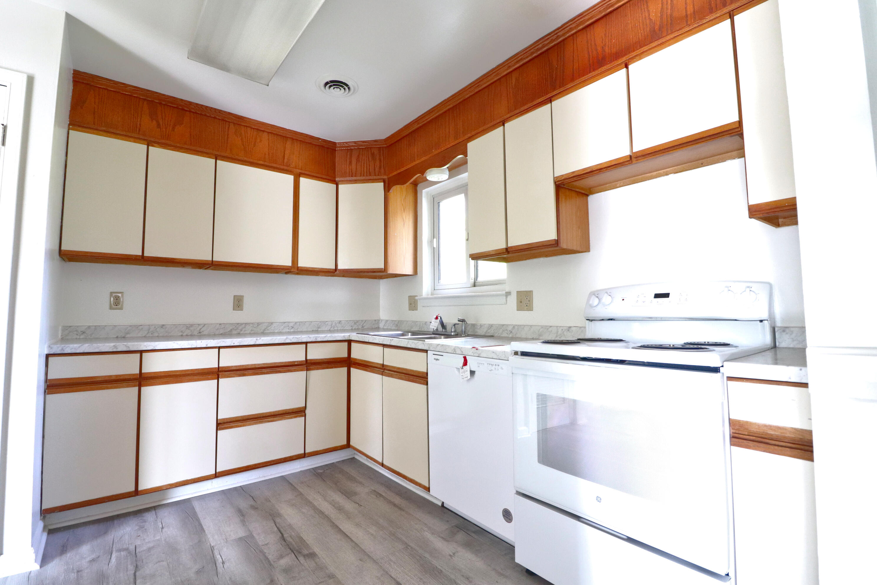 5703 Green Ridge Road Roanoke, VA 24019 - Photo 7 of 13 IMG_6290