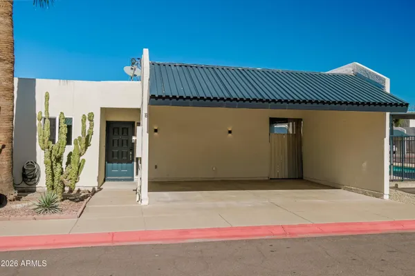 $1,695 | 16041 North 31st Street, Unit 16, Phoenix, AZ 85032