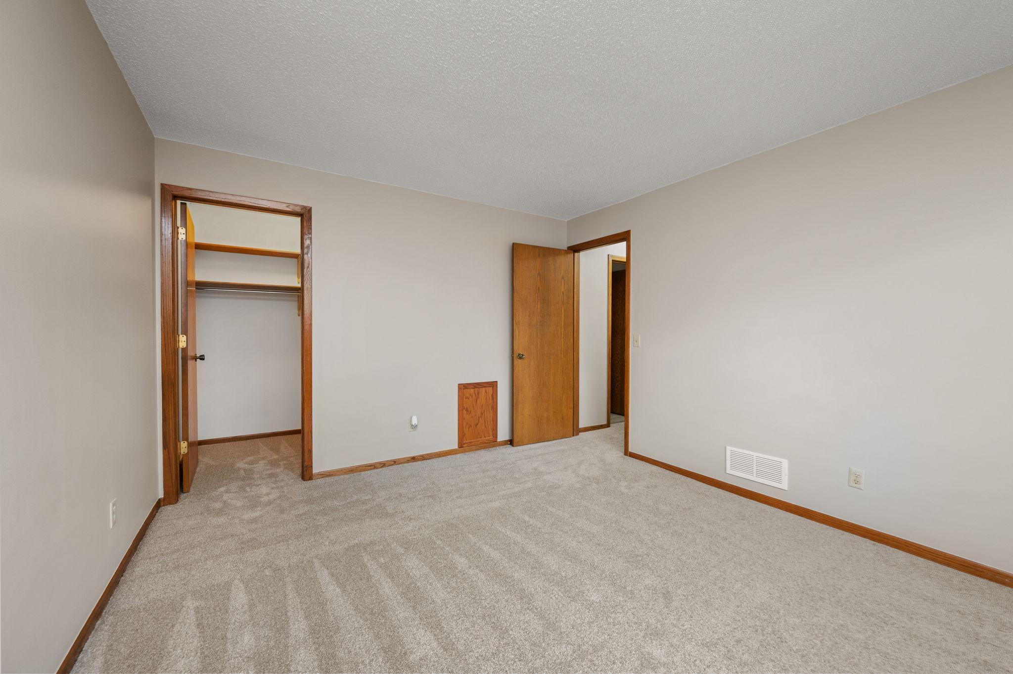 9805 Palm Street Northwest, Unit 201 Coon Rapids, MN 55433 - Photo 9 of 14