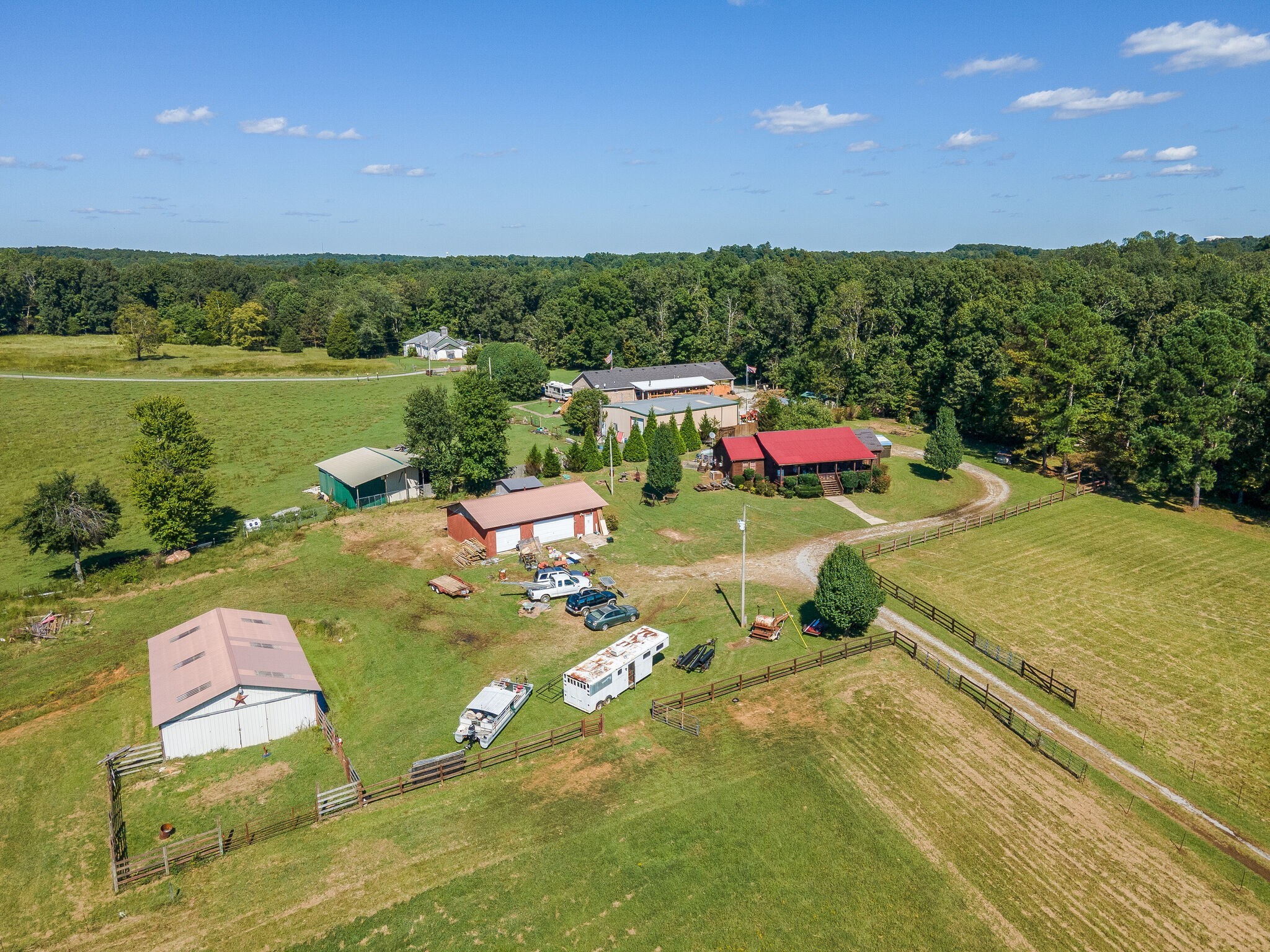580 Eno Road Dickson, TN 37055 - Photo 20 of 48 a view of a city & an ocean view