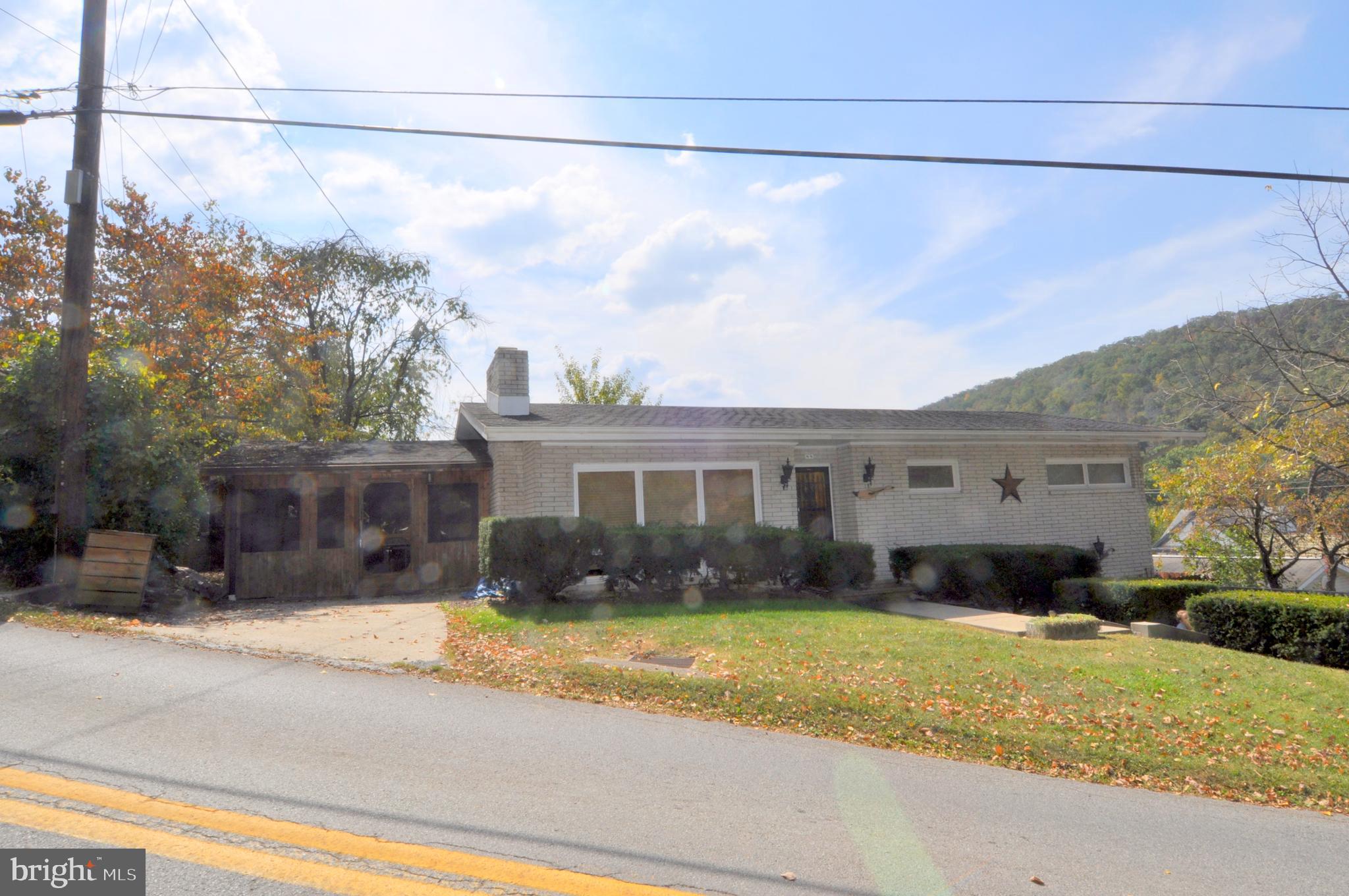 44 Johnsons Mill Road Berkeley Springs, WV 25411 - Photo 1 of 19