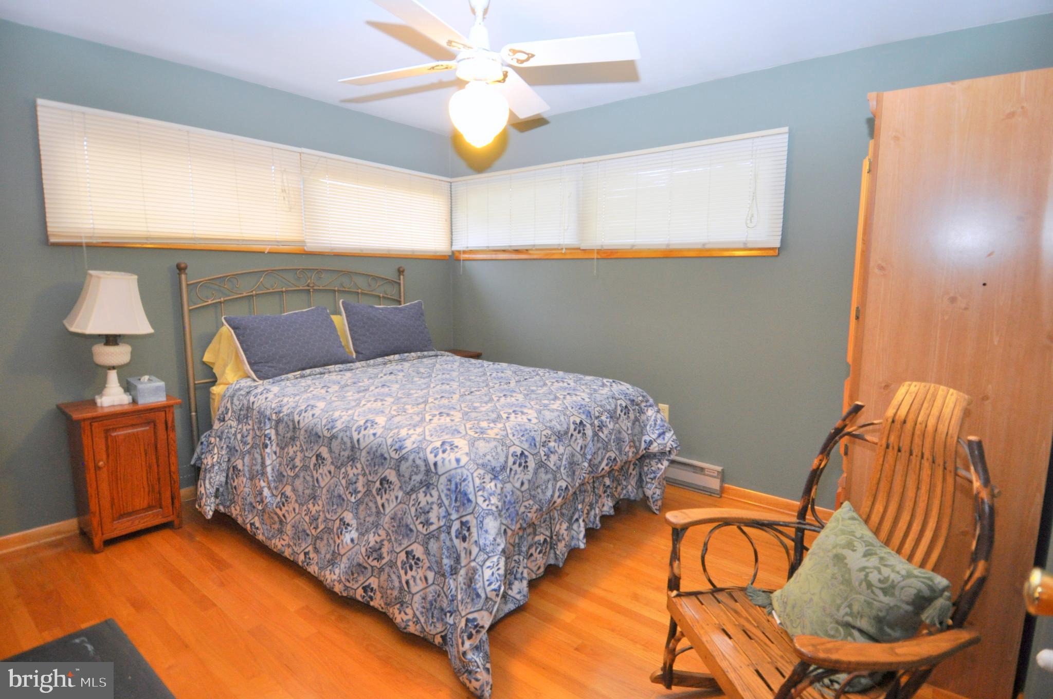 44 Johnsons Mill Road Berkeley Springs, WV 25411 - Photo 6 of 19