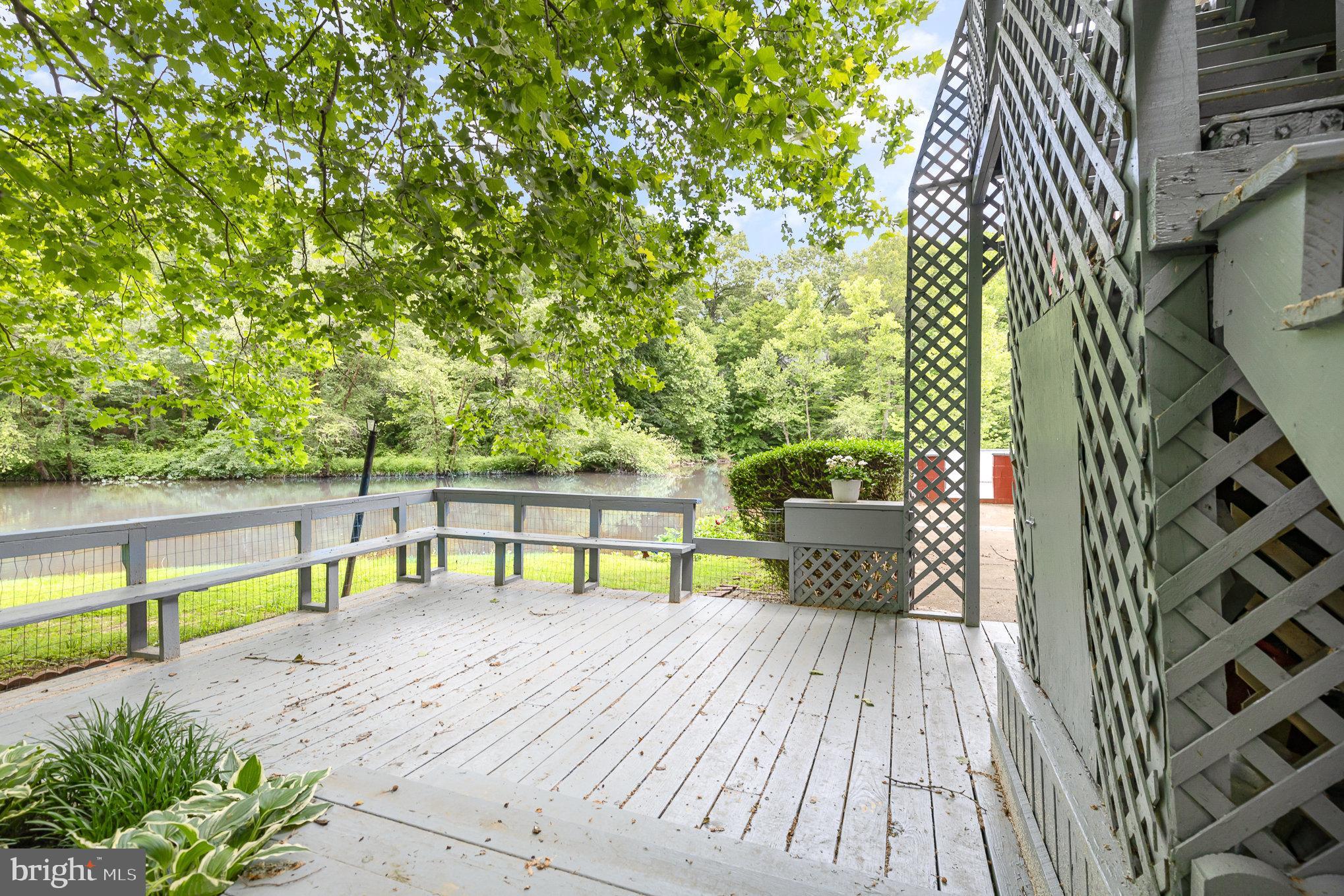 6908 South Roxbury Mill Road Spotsylvania, VA 22551 - Photo 17 of 92