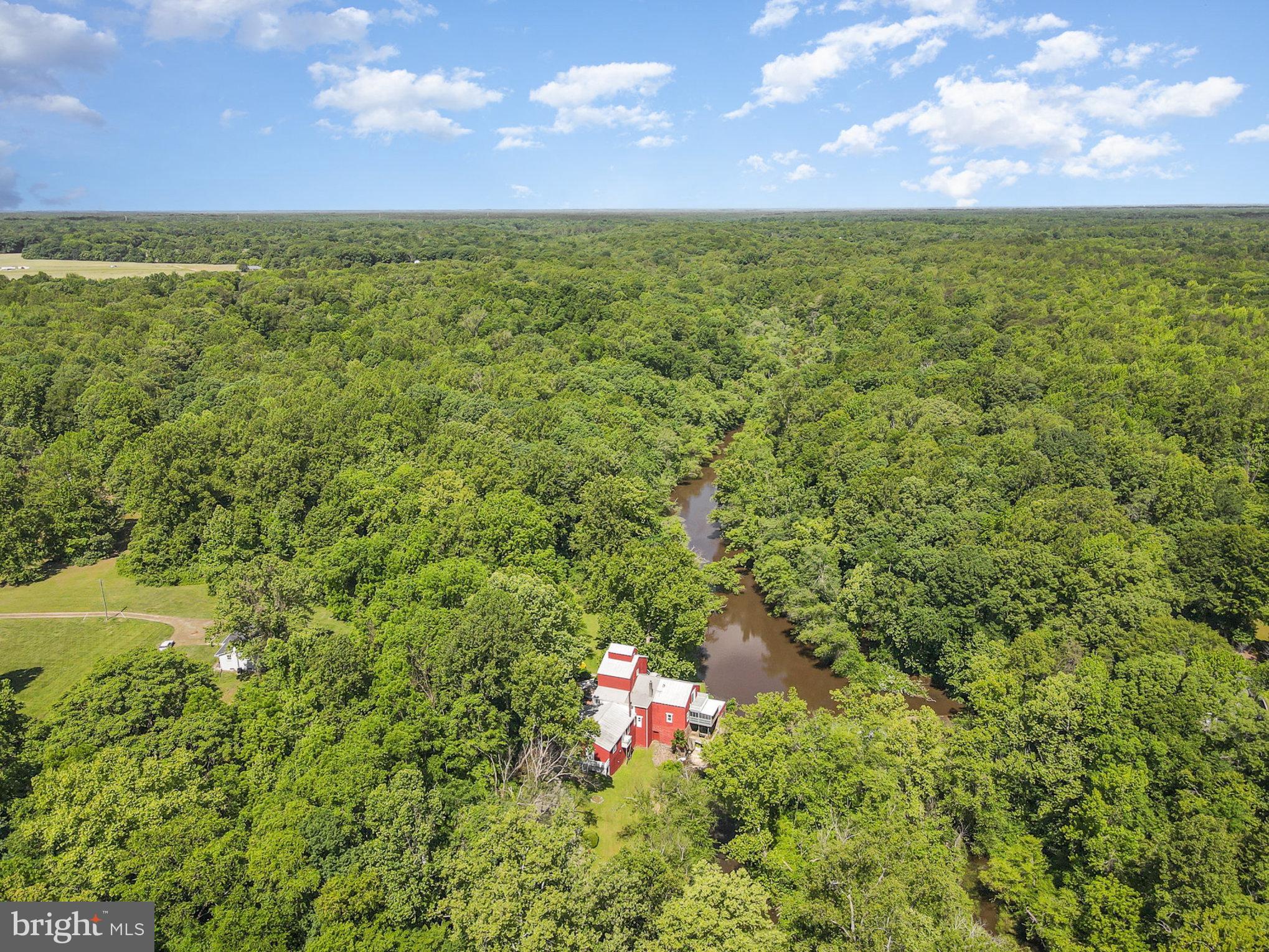 6908 South Roxbury Mill Road Spotsylvania, VA 22551 - Photo 92 of 92 a view of a field with an ocean