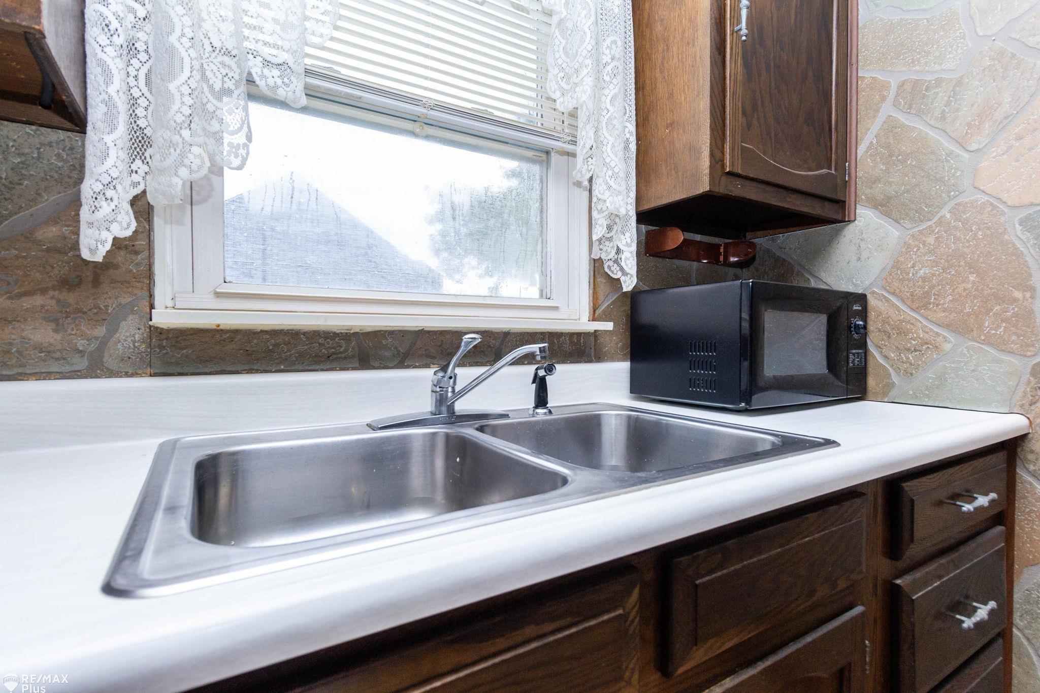 3350 North Belsay Road Flint, MI 48506 - Photo 13 of 44