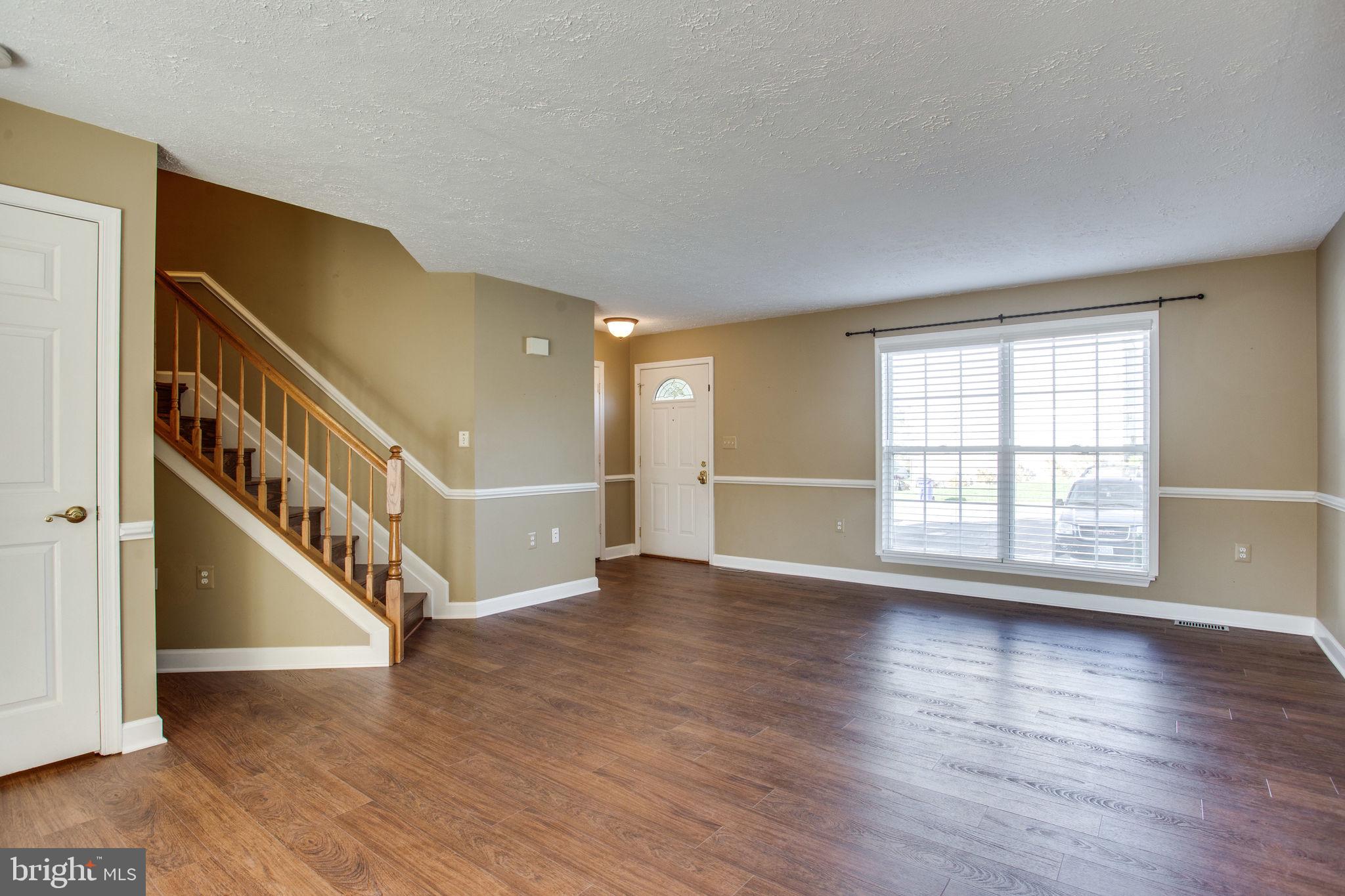 6121 Baldridge Circle Frederick, MD 21701 - Photo 8 of 60