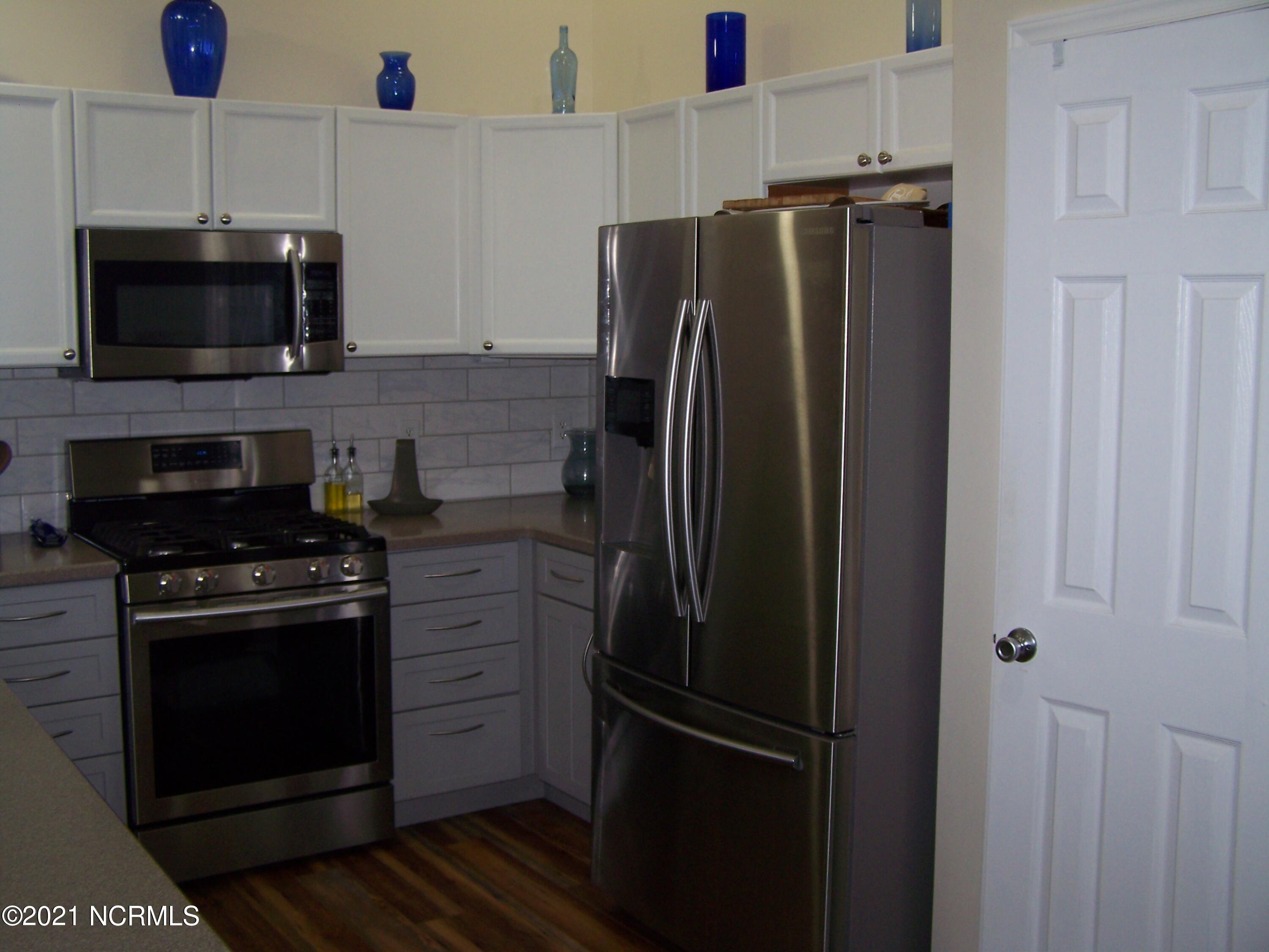 331 Pine Road Southport, NC 28461 - Photo 18 of 68 100_2724