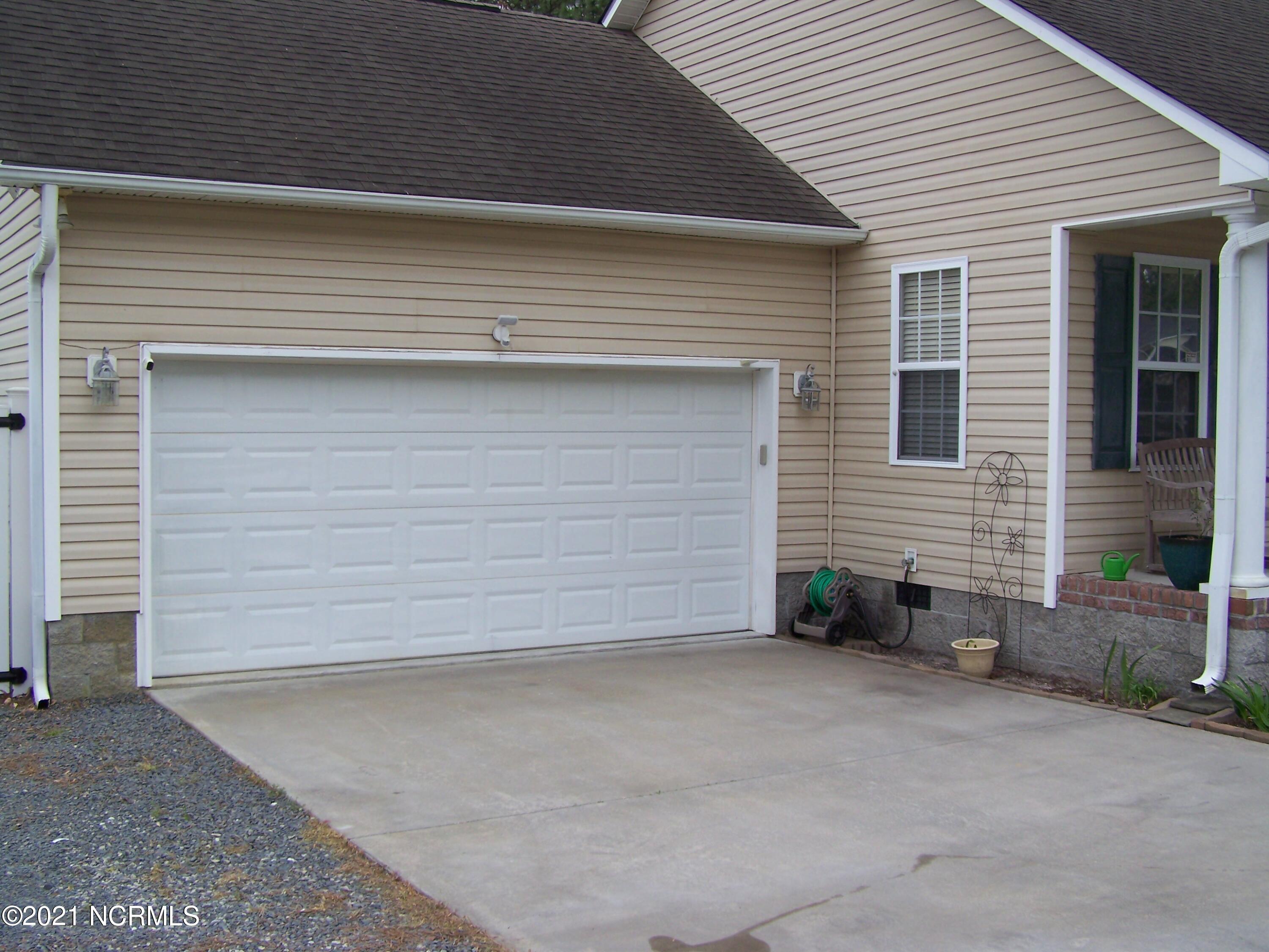 331 Pine Road Southport, NC 28461 - Photo 3 of 68 100_2822