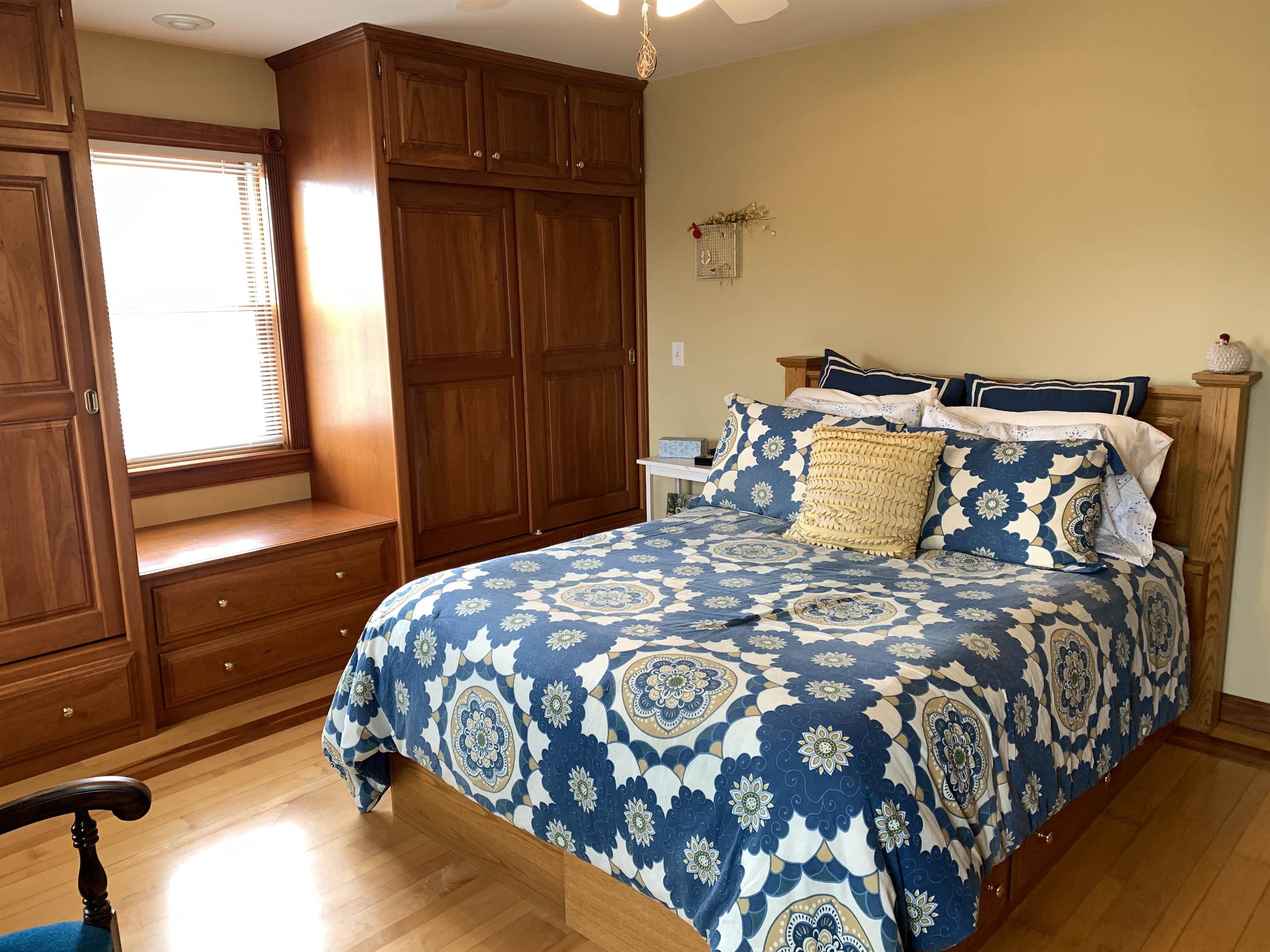 3208 Bridge Road Suamico, WI 54313 - Photo 14 of 33